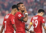 米兰体育入口-关于广州恒大与上海上港对决，赛场对决争夺胜利的信息