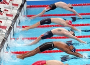 ac米兰-中国选手在游泳比赛中展现实力，夺得两枚金牌