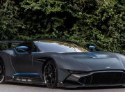 米兰体育官方网站-苏亚雷斯节奏魔法，尤文图斯以掌控之力击溃希腊劲旅