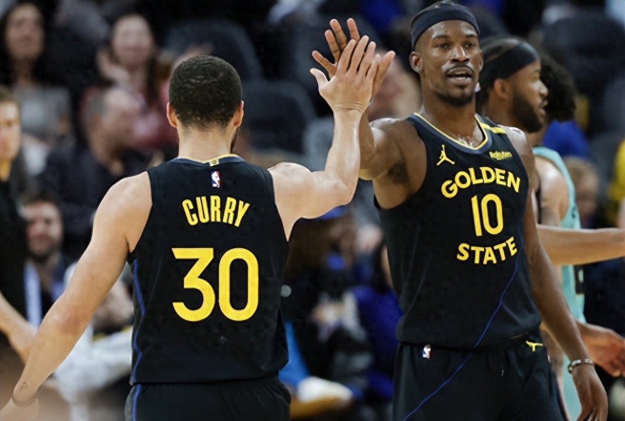 勇士大将库里：留队信心不减