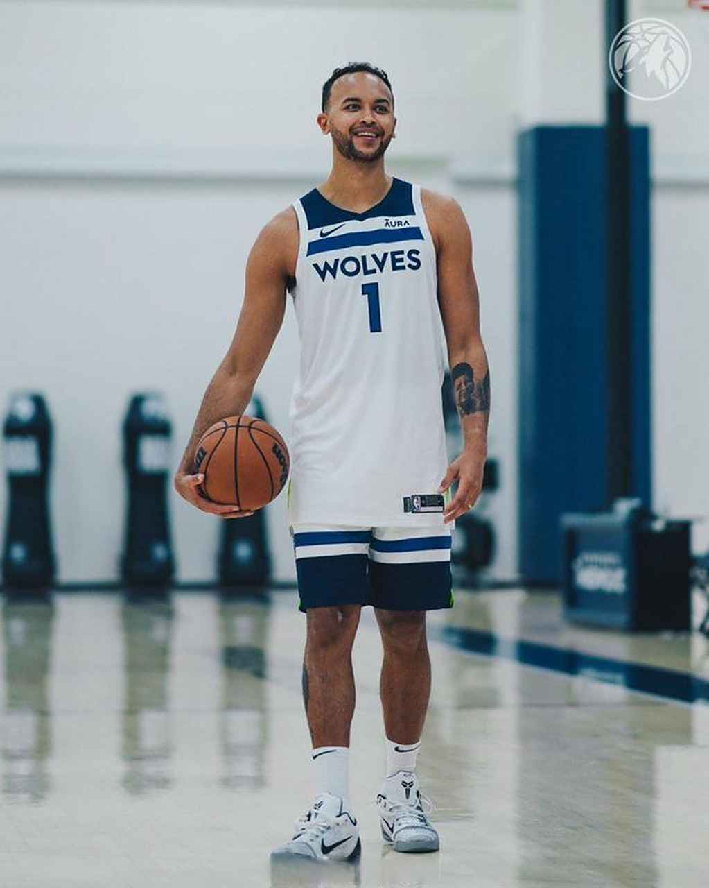 森林狼队在新赛季中迎来新风貌