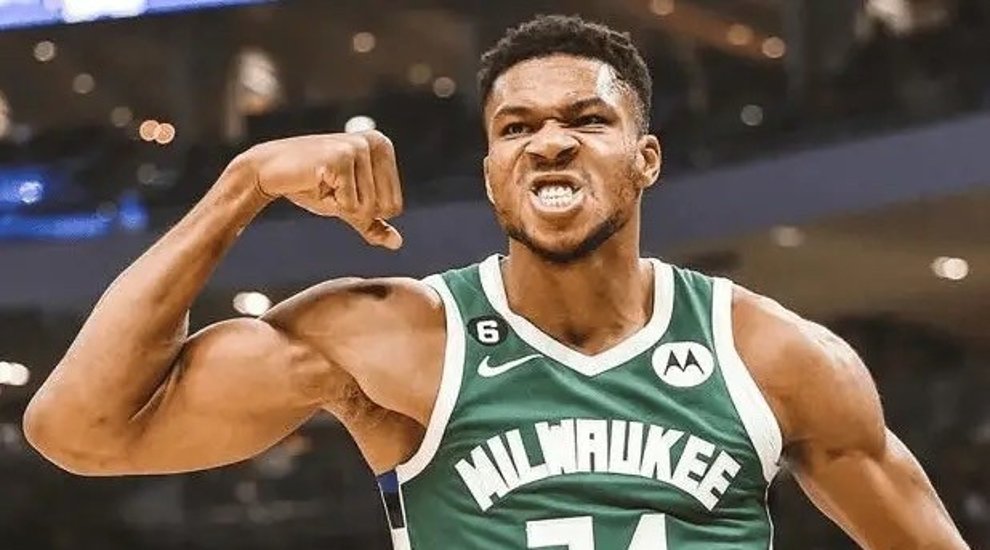 雄鹿双星发威,轻松击败马刺 雄鹿双星发威,轻松击败马刺