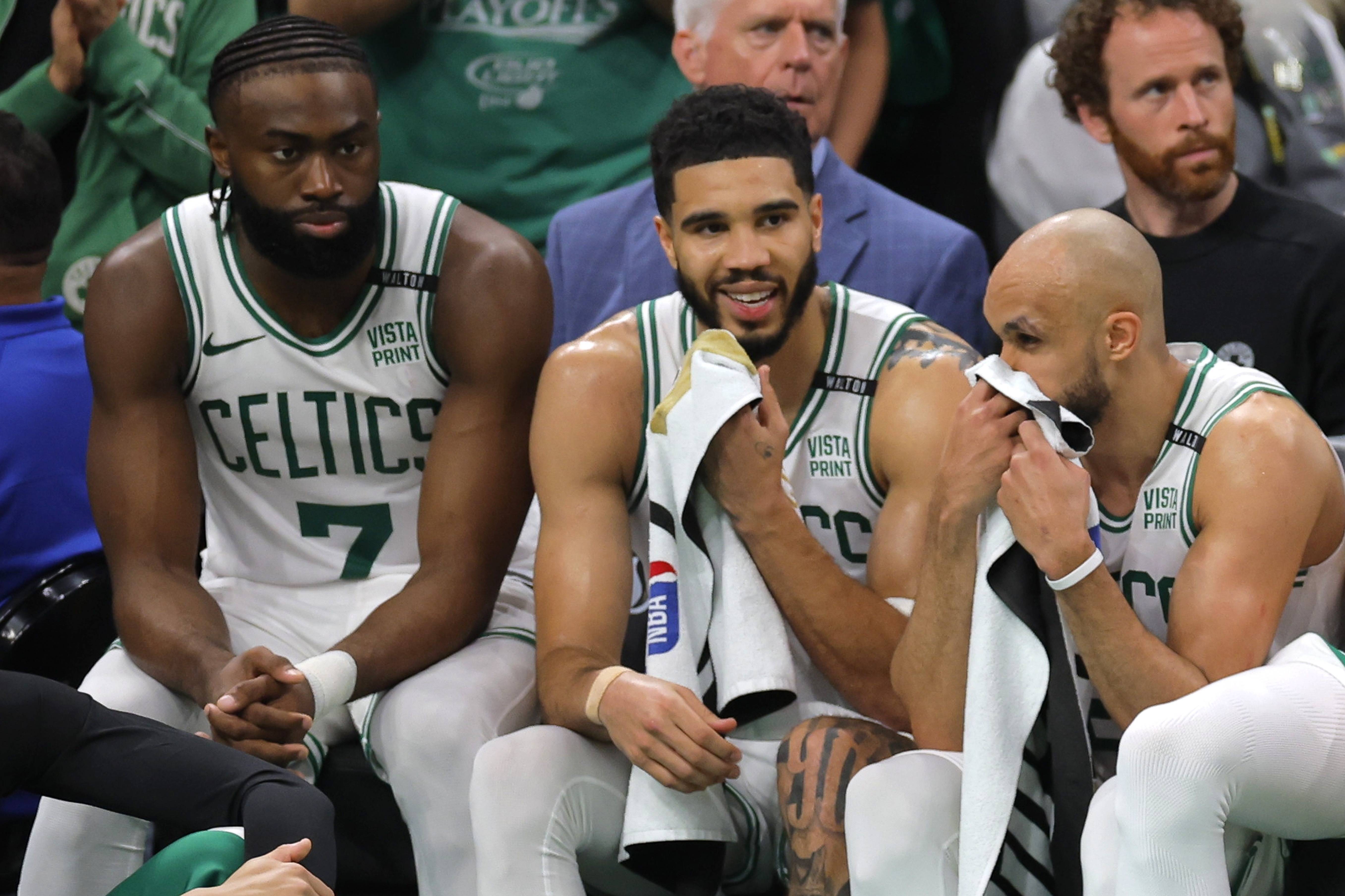 骑士队再次败给尼克斯，本赛季成绩堪忧