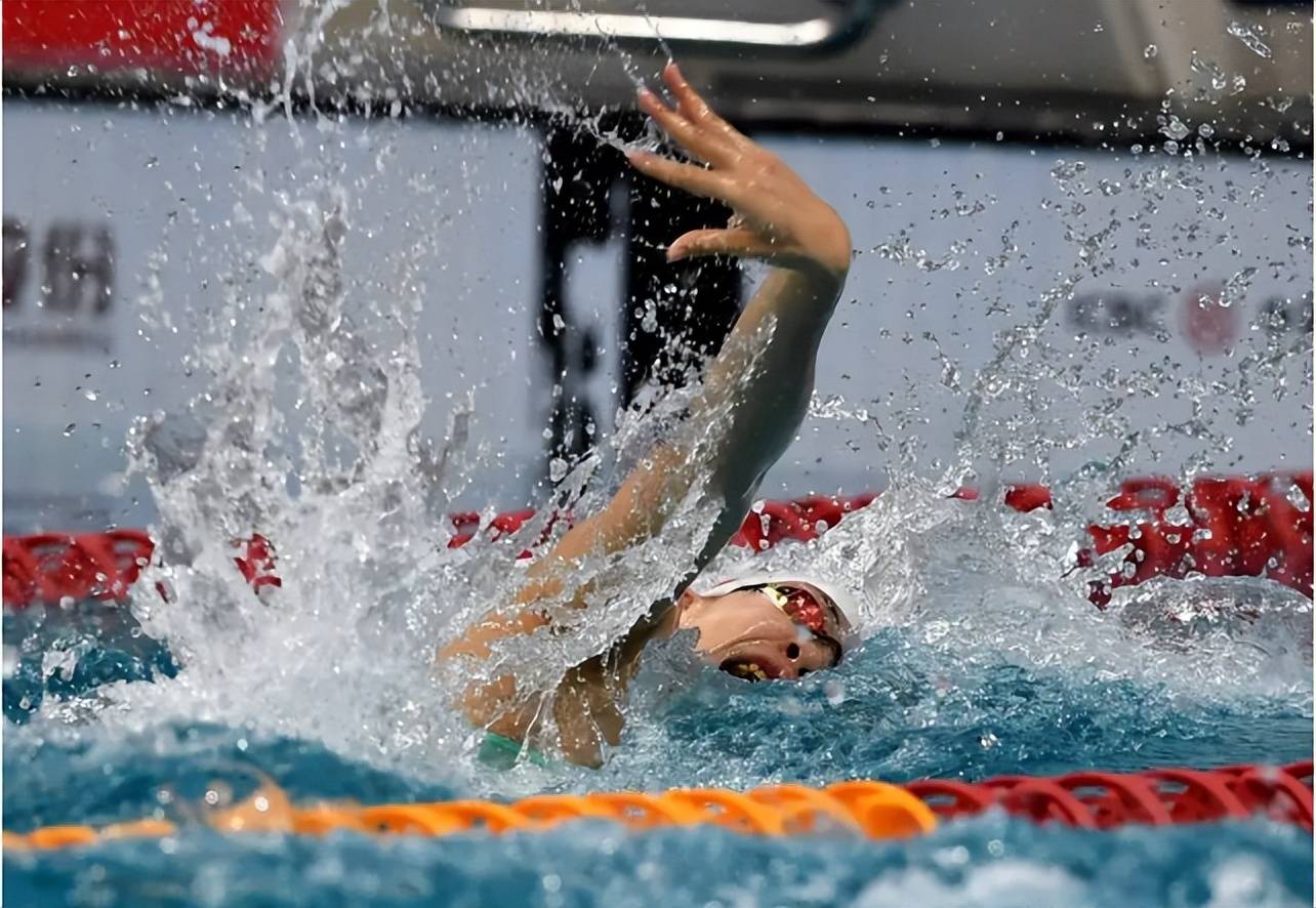 游泳项目表现优异,日本运动员刷新纪录 游泳项目表现优异,日本运动员刷新纪录