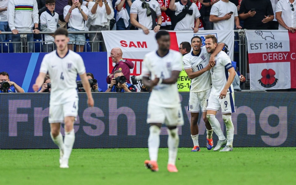 关于阿尔巴尼亚战胜塞浦路斯，成功晋级欧洲杯半决赛的信息