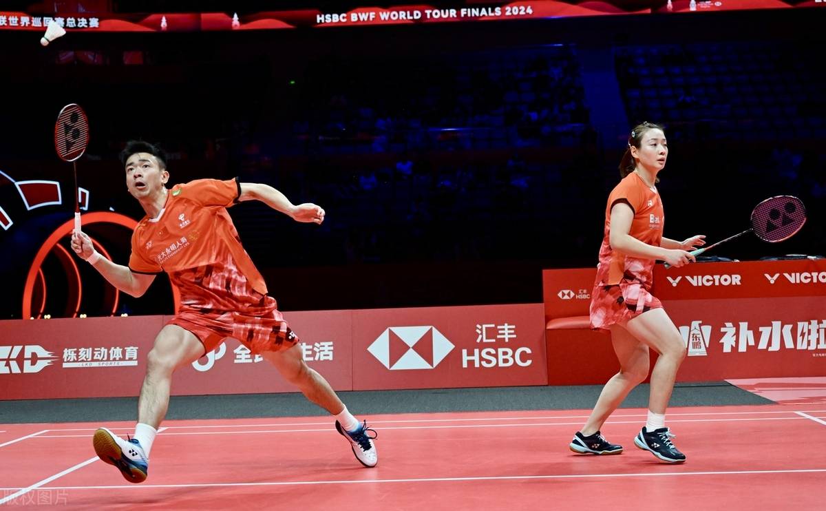 女子羽毛球比赛，中国选手封后