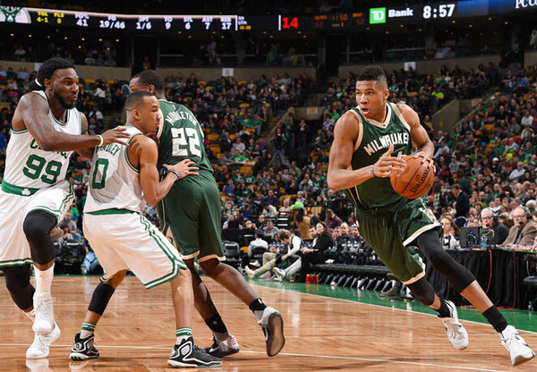 雄鹿力克凯尔特人，安特托昆博砍27分