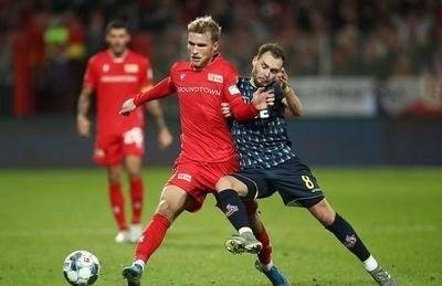 包含柏林赫塔主场失利，让球迷瞬间心凉，保级悬念越发紧张的词条