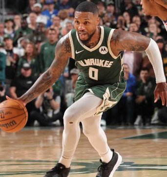 雄鹿队与爵士队战成平局