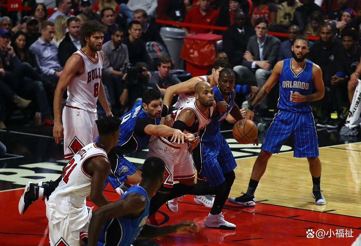 公牛击败灰熊,继续保持领跑位置。 公牛击败灰熊,继续保持领跑位置。