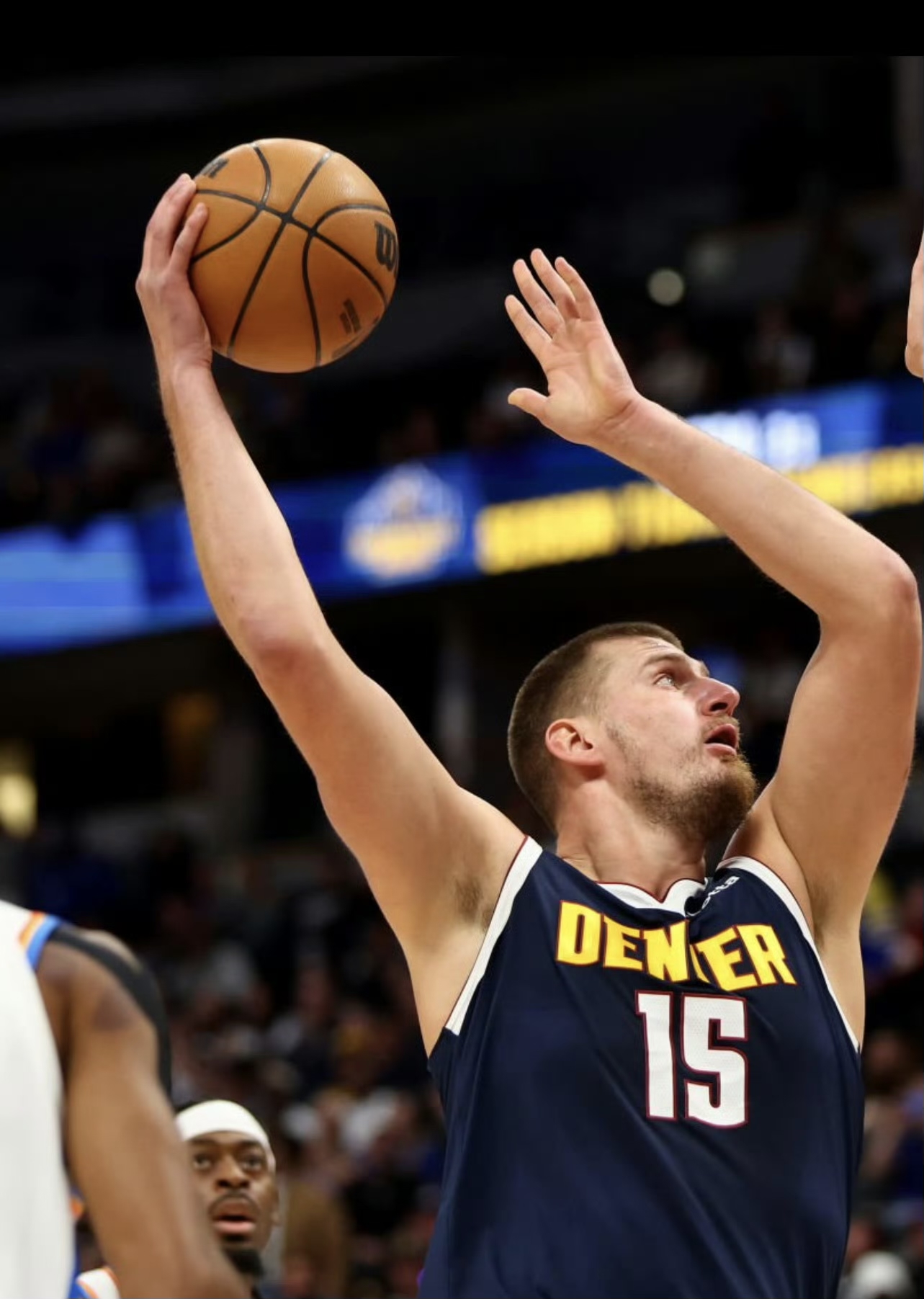 猛龙击败掘金取得关键胜利 猛龙击败掘金取得关键胜利