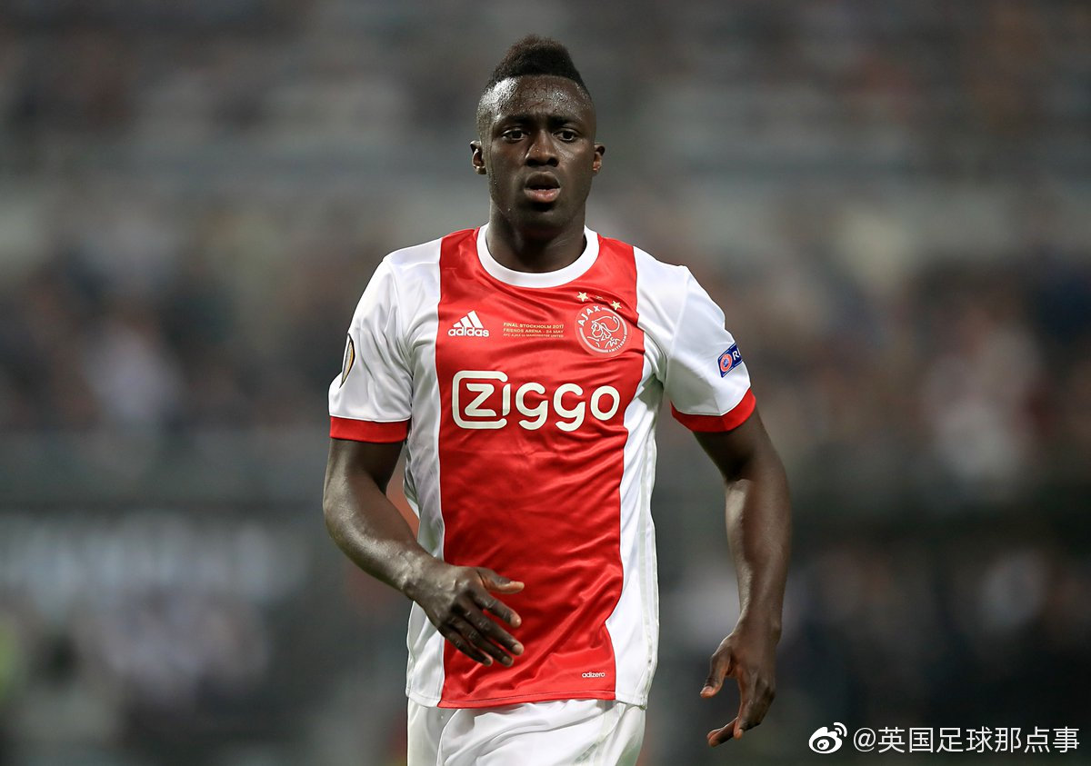 阿贾克斯轻松过关,赢得半决赛资格的简单介绍 阿贾克斯轻松过关,赢得半决赛资格的简单介绍