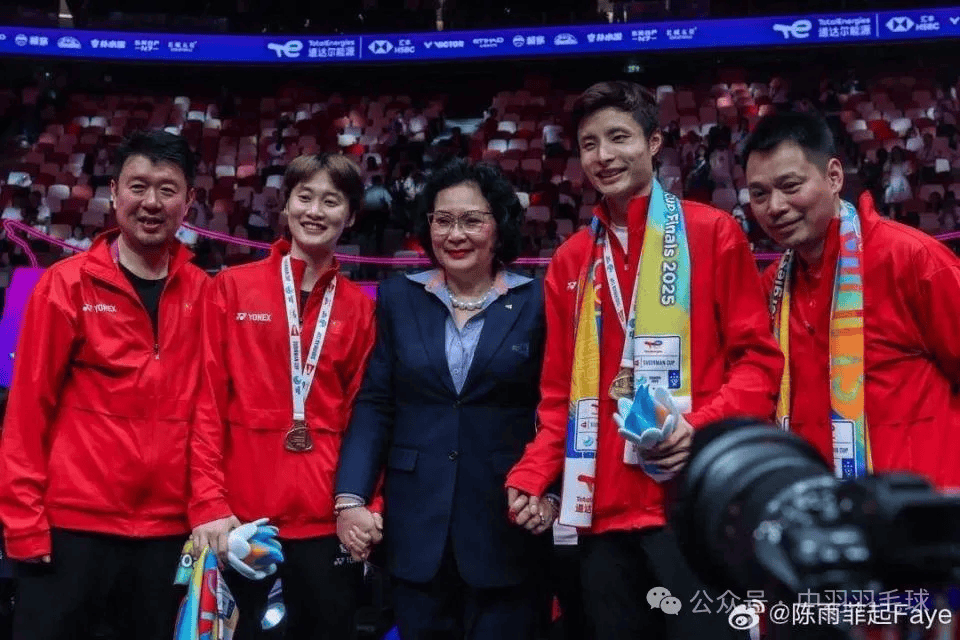 中国队翻盘日本队，陈雨菲带队取胜