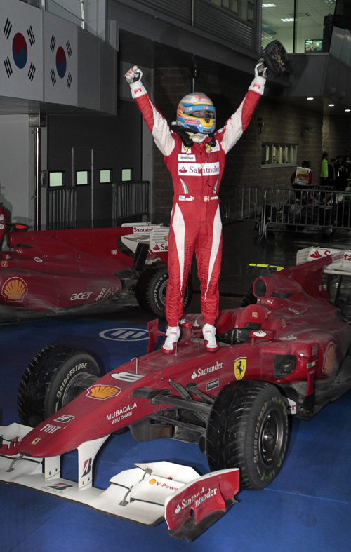 红牛车队逆转迈凯伦，阿隆索关键制胜的简单介绍